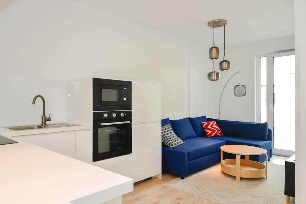New Modern Apartment In City Center 布拉迪斯拉发 外观 照片